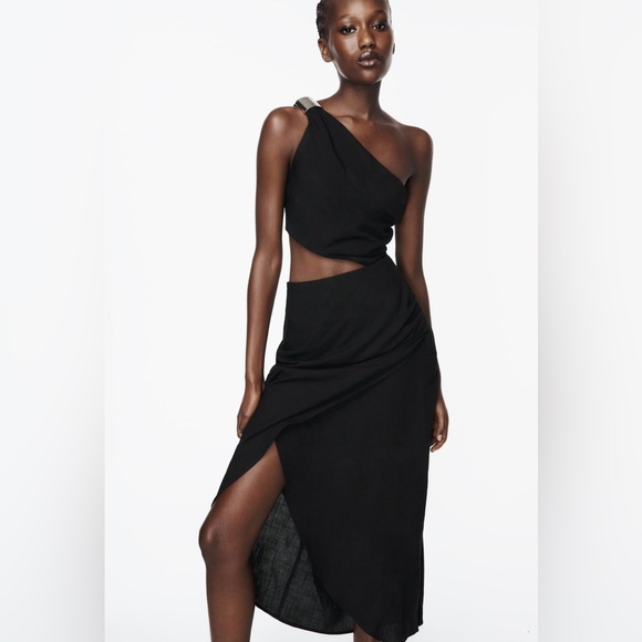 ZARA NWT Women’s Black Asymmetric MIDI Cut Out Dress Gold Applique Size Small - Picture 3 of 9